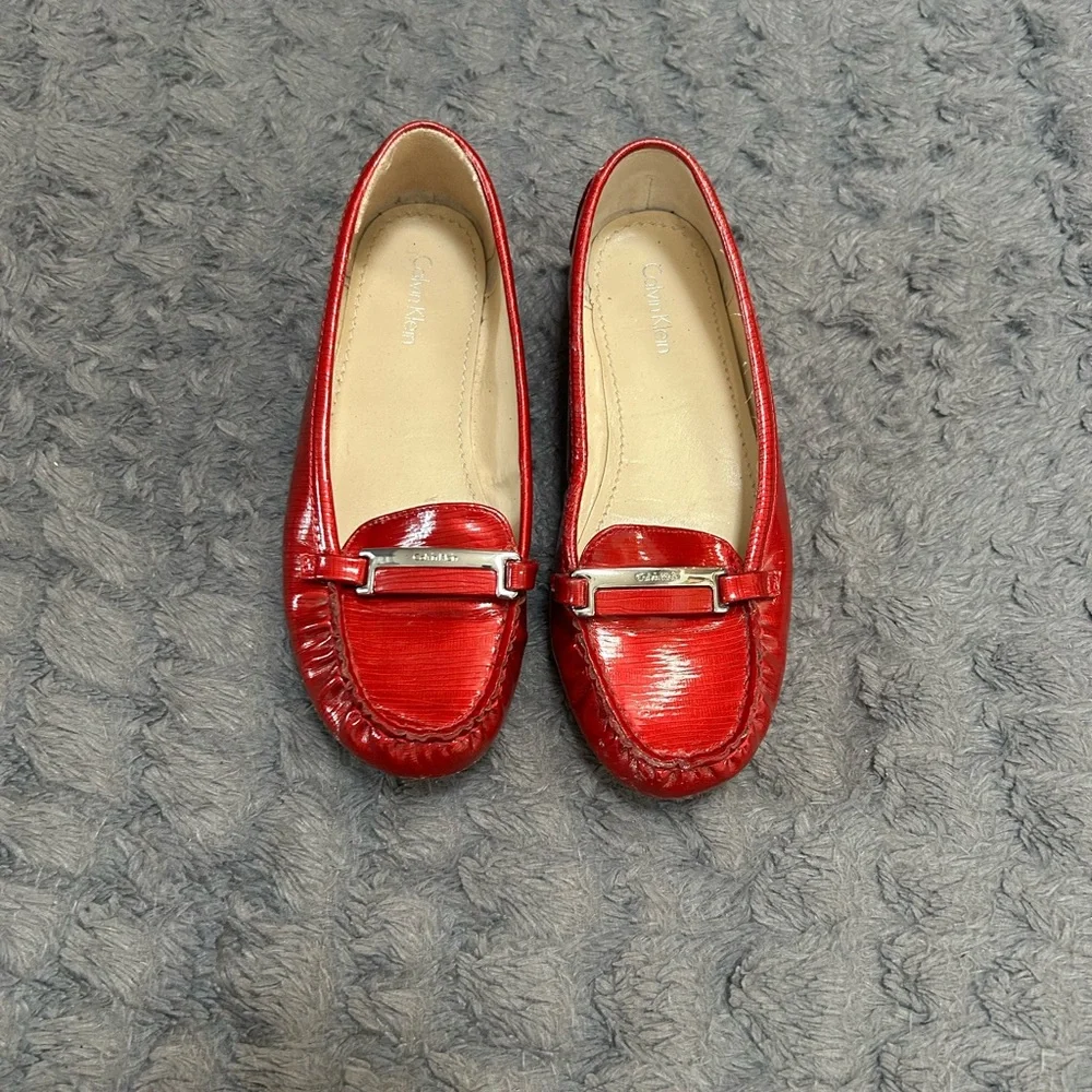 Calvin Klein Red Patent Leather Loafers Flats - Picture 1 of 2